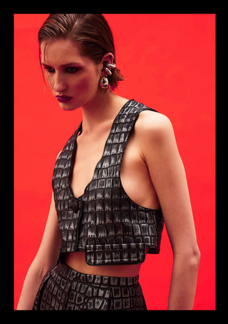 Vest Merlin Embossed